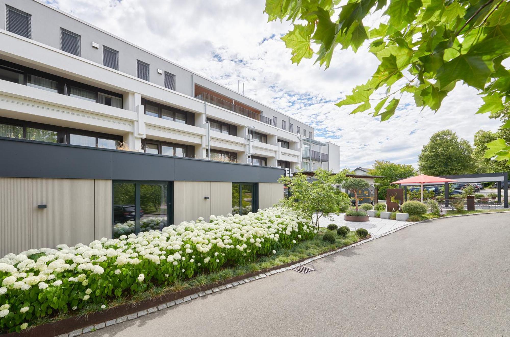 Hotel Schoenbuch Pliezhausen Exterior foto